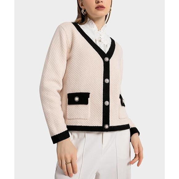 NWT Casly Lamiit V-Neck Cream Cardigan Sweater M Pearl Button Academia Preppy - Picture 2 of 14